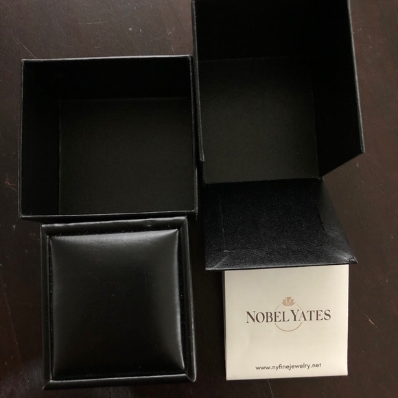Noble Yates rose gold and moissanite ring size 8 - Picture 4 of 6
